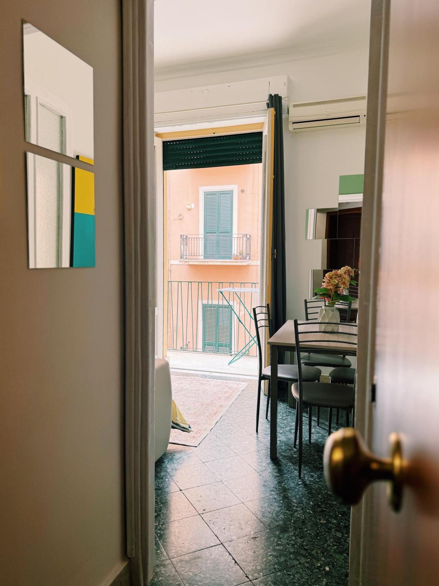 Quattru Passi Apartment Palermo Ngoại thất bức ảnh